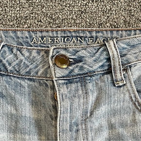 American Eagle Tomgirl Jeans Womens 8 Distressed Destroyed Button Fly Denim - Picture 4 of 12